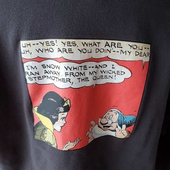 Uniqlo-disney Sweatshirt Size XL - Picture 5 of 7